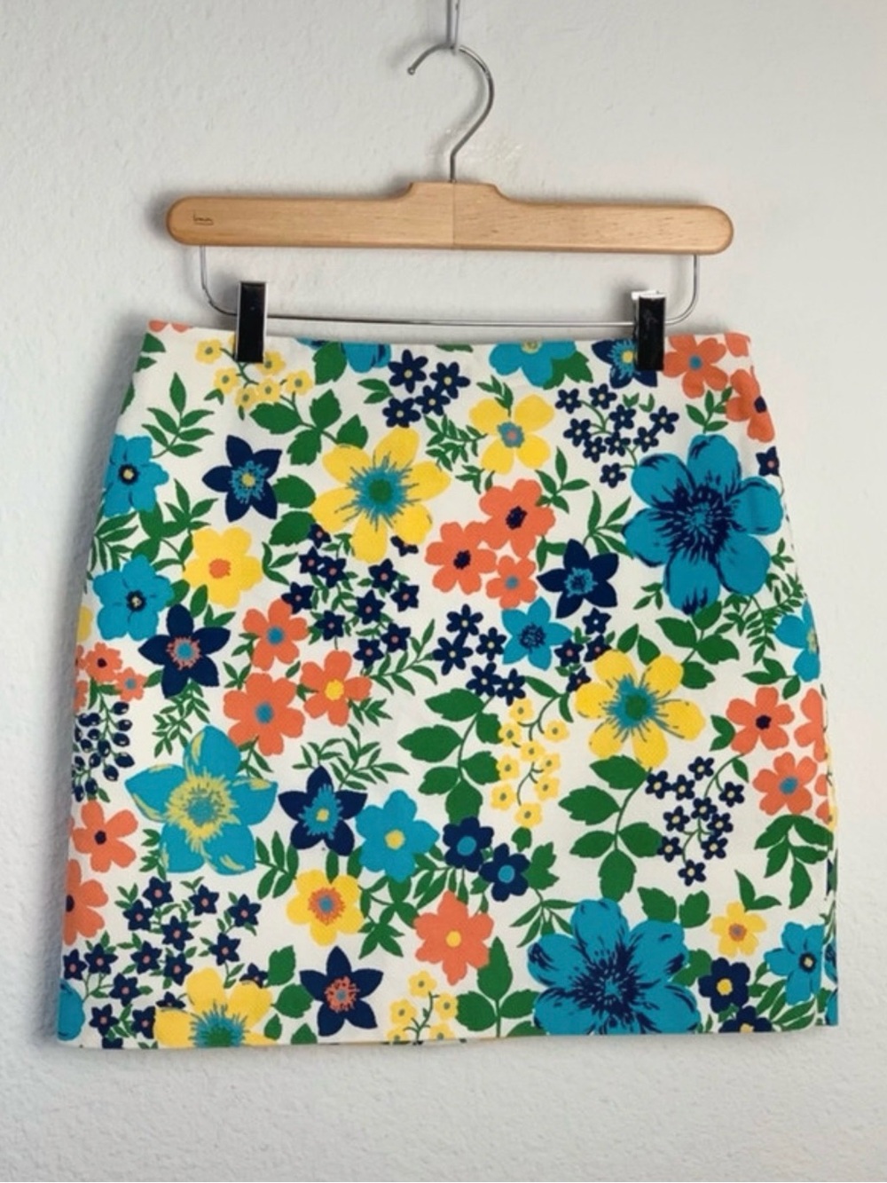 Tommy Hilfiger Multicolor Floral Skirt Sz 4